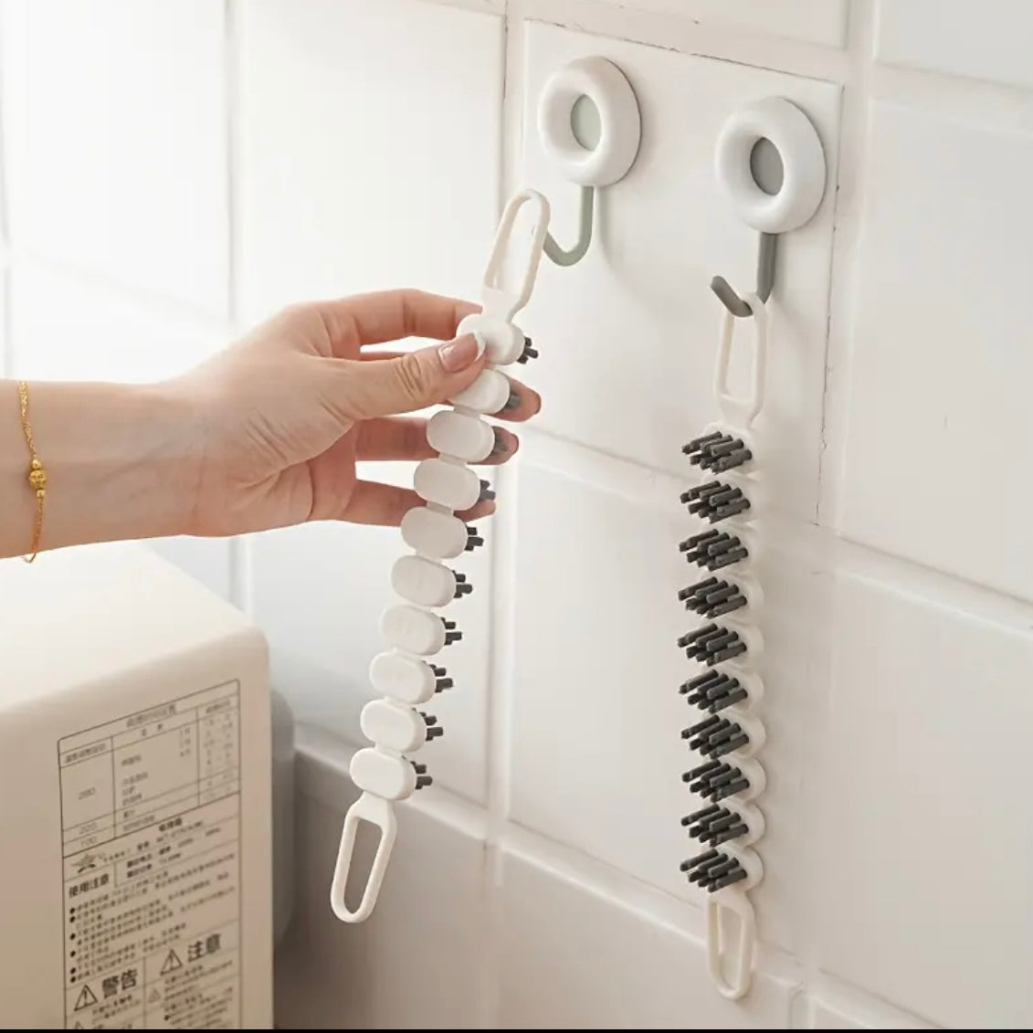 Tap Cleaning Brush