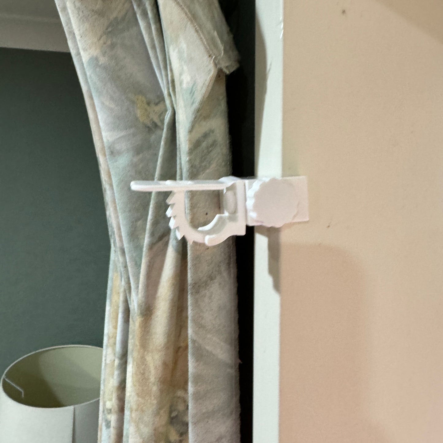 Curtain Rail Clamp (Portable IV Clamp)